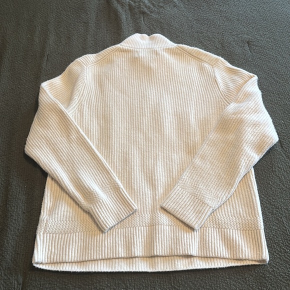 Abercrombie Quarter-Zip Sweater NWT - Picture 3 of 3